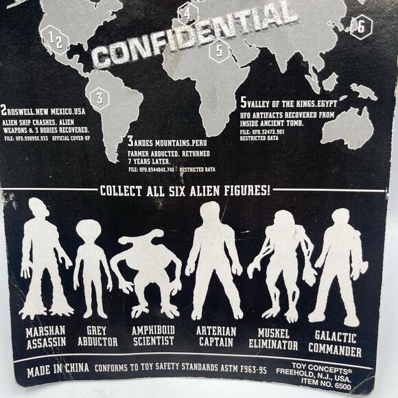 UFO FILES Amphiboid Scientist Alien Bendable Figure - Picture 6 of 8